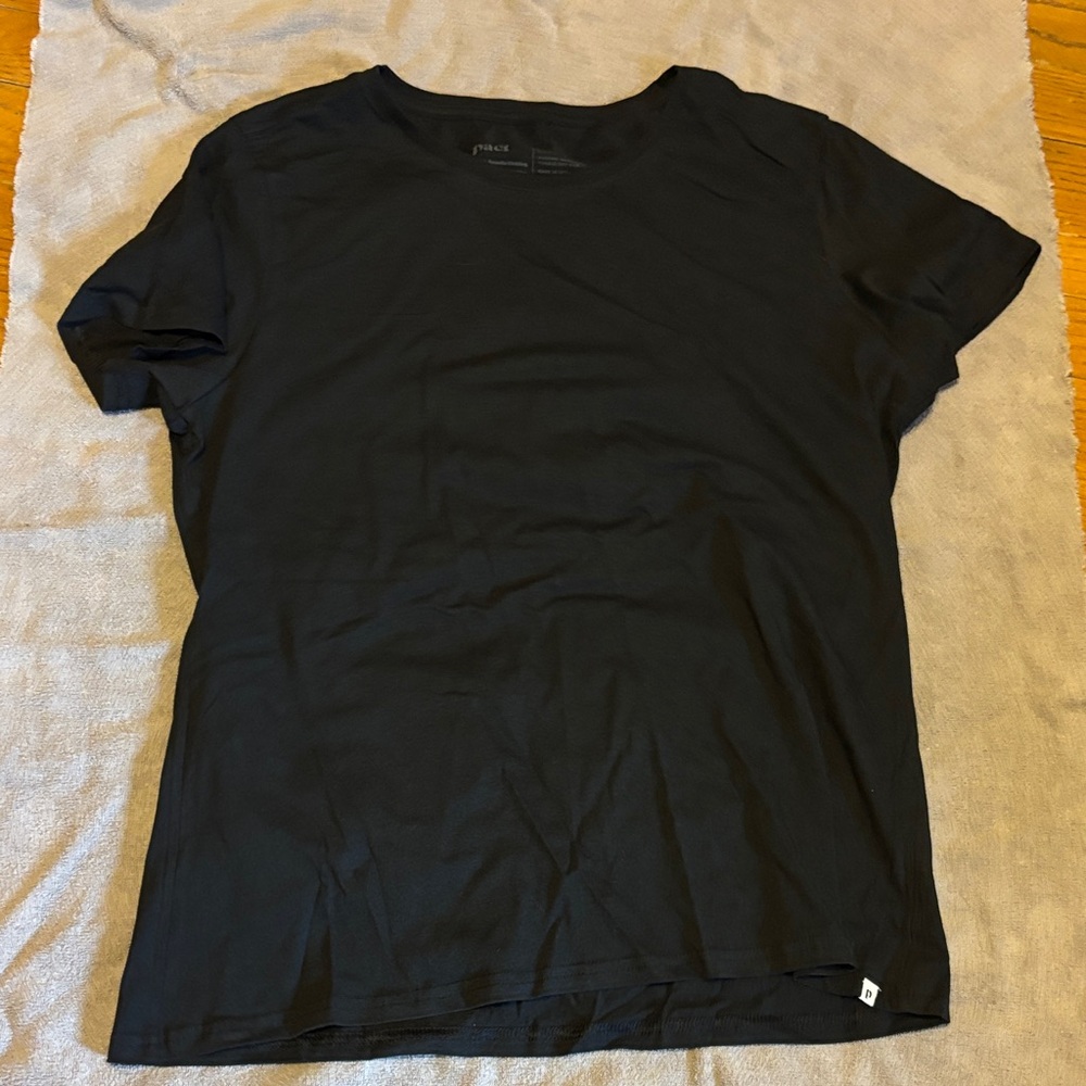 Wear pact Black Short Sleeve Crew Tee